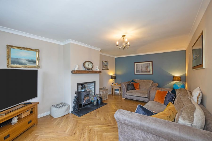 7 Hawthorn Hill