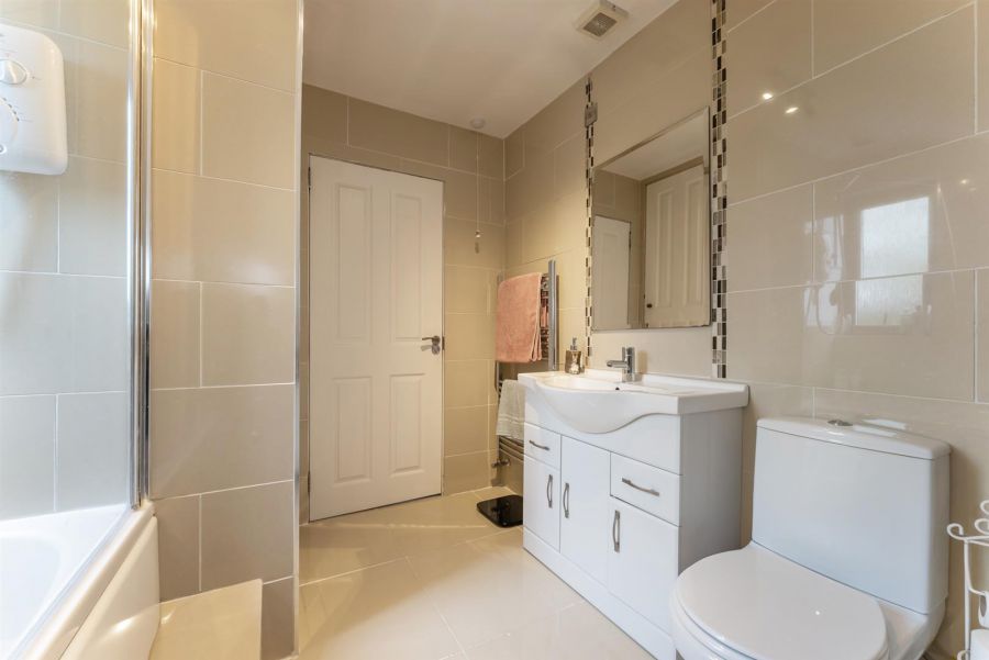 32 Primrose Hill 32 Primrose Hill