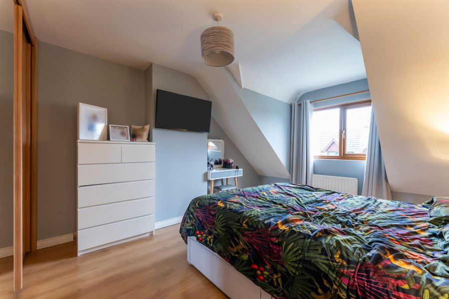 32 Primrose Hill