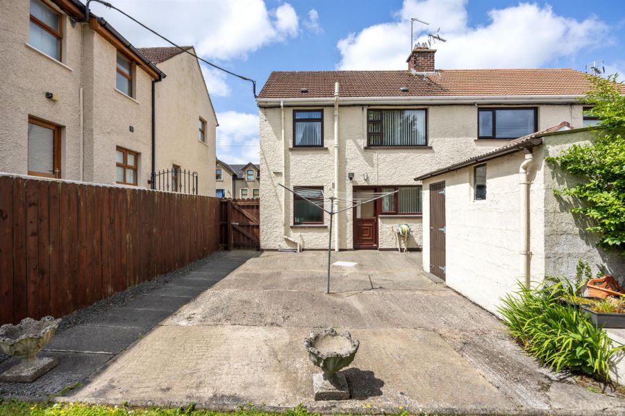 4 Hillside 4 Hillside