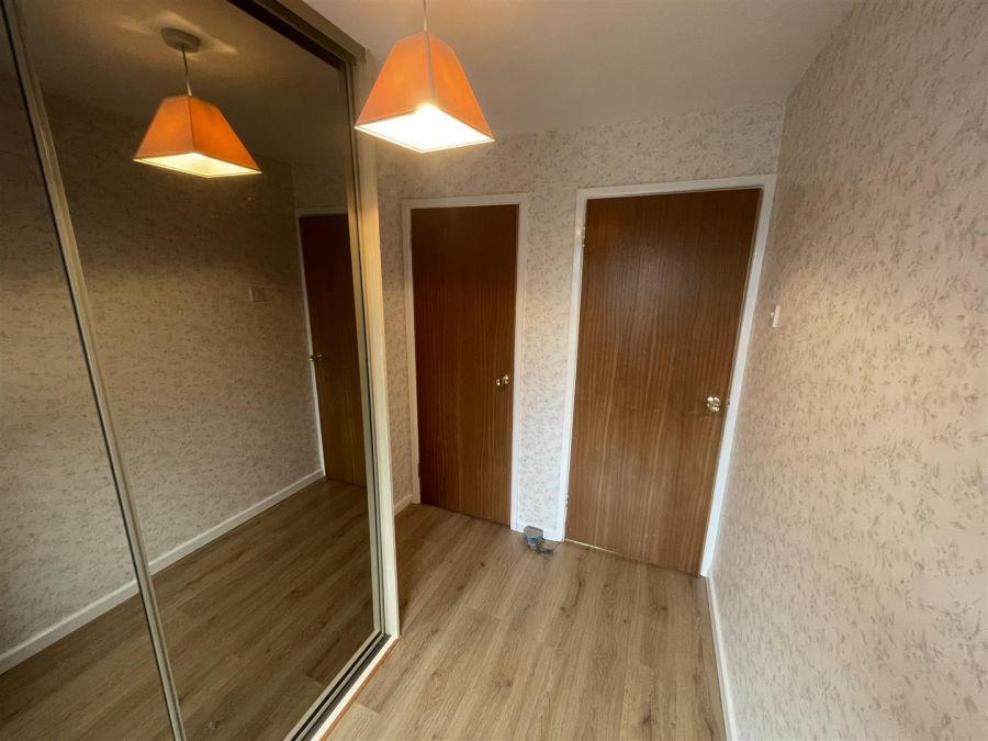 4 Hillside 4 Hillside