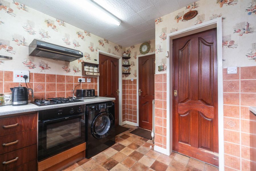 16 Church Hill Gardens