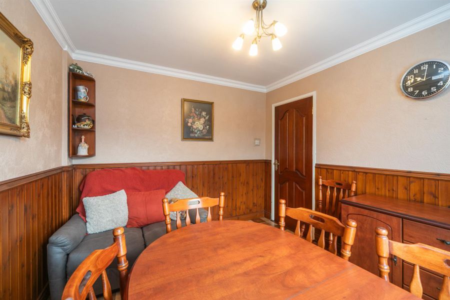 16 Church Hill Gardens