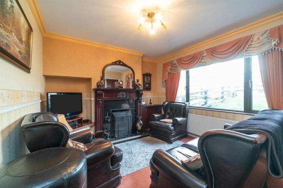 16 Church Hill Gardens