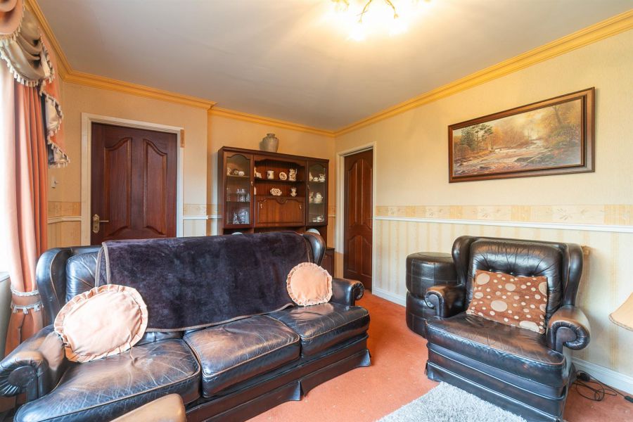 16 Church Hill Gardens