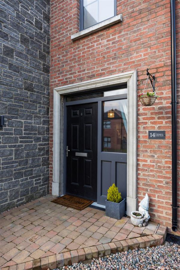 14 Edengrove Park North