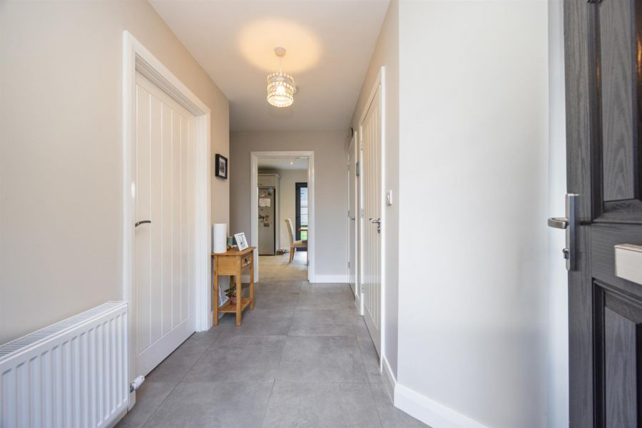 14 Edengrove Park North