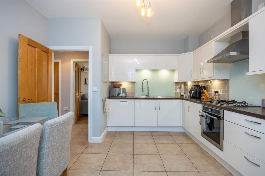 40 Lady Wallace Gardens