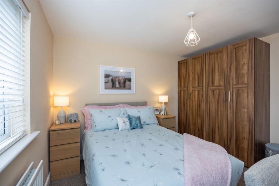 40 Lady Wallace Gardens