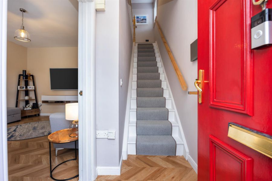 40 Lady Wallace Gardens