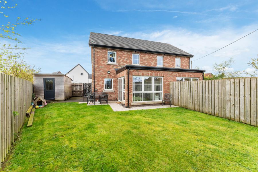 65 Magherahinch Road