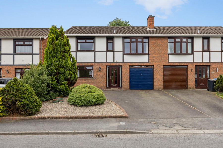 18 Forge Hill Court