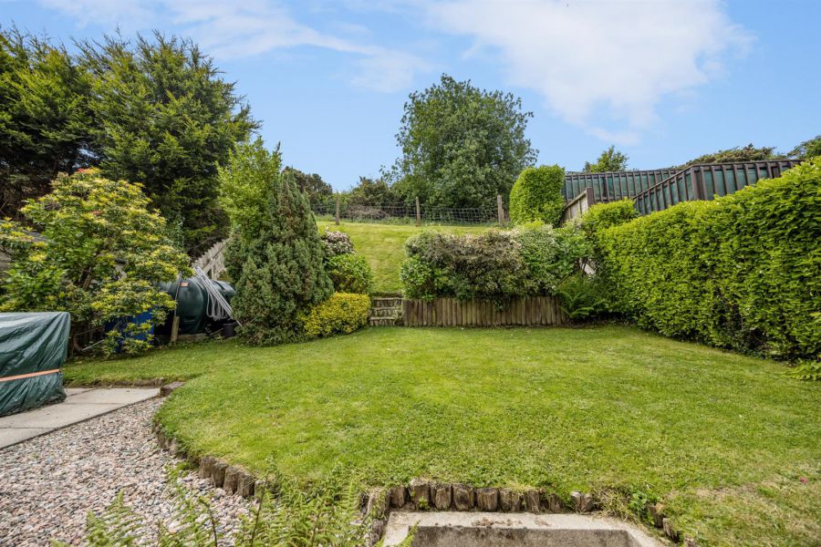 18 Forge Hill Court