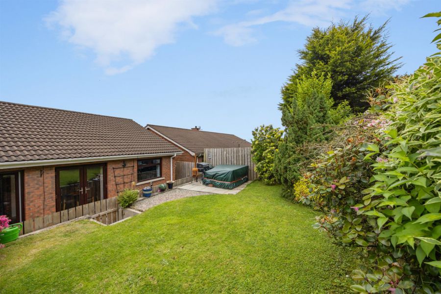 18 Forge Hill Court
