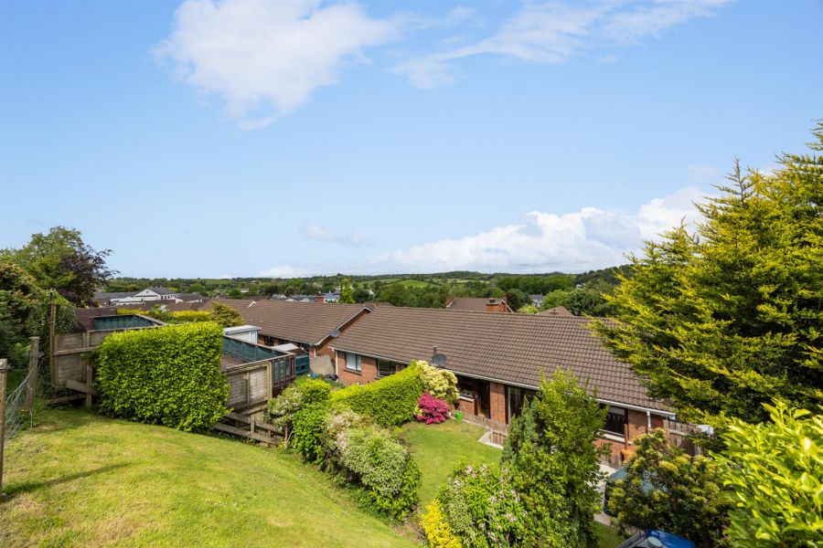 18 Forge Hill Court