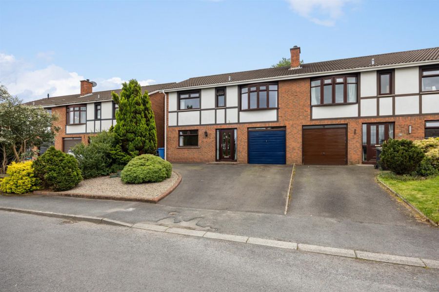 18 Forge Hill Court