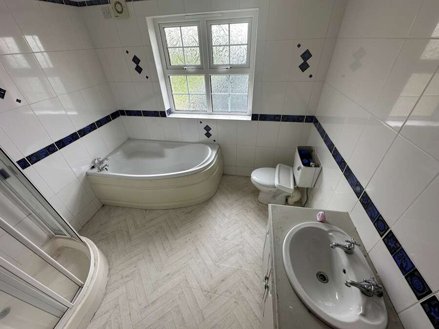7 Diamond View Road