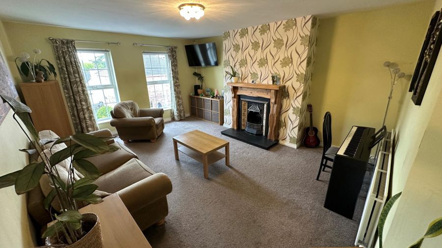 21 Summerhill Brae