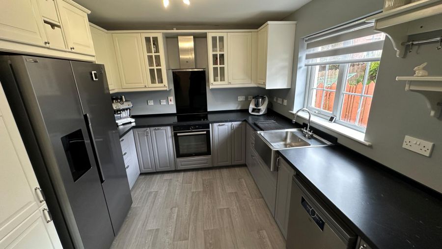 21 Summerhill Brae