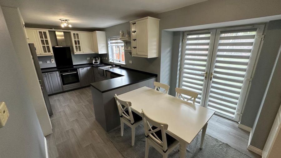 21 Summerhill Brae