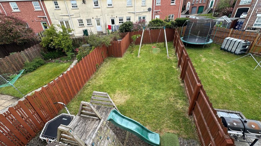 21 Summerhill Brae
