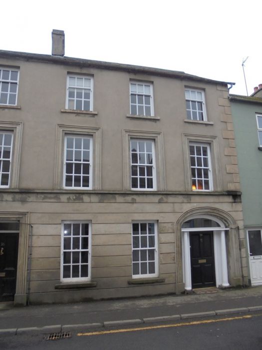 24 Meeting Street, dromore, BT25 1AQ