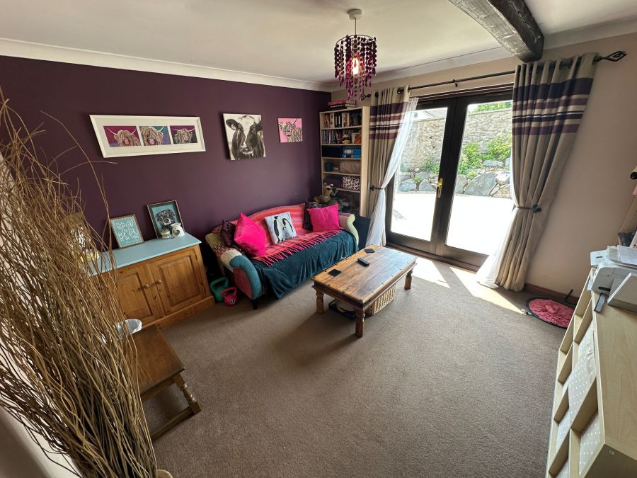 63 Katesbridge Road