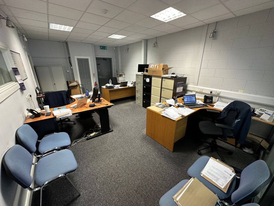 12 Crescent Business Park