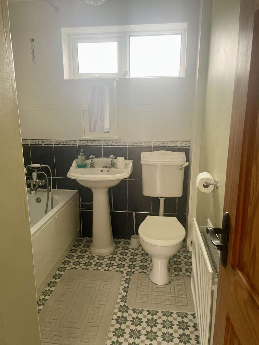 5 Drumhaw Park
