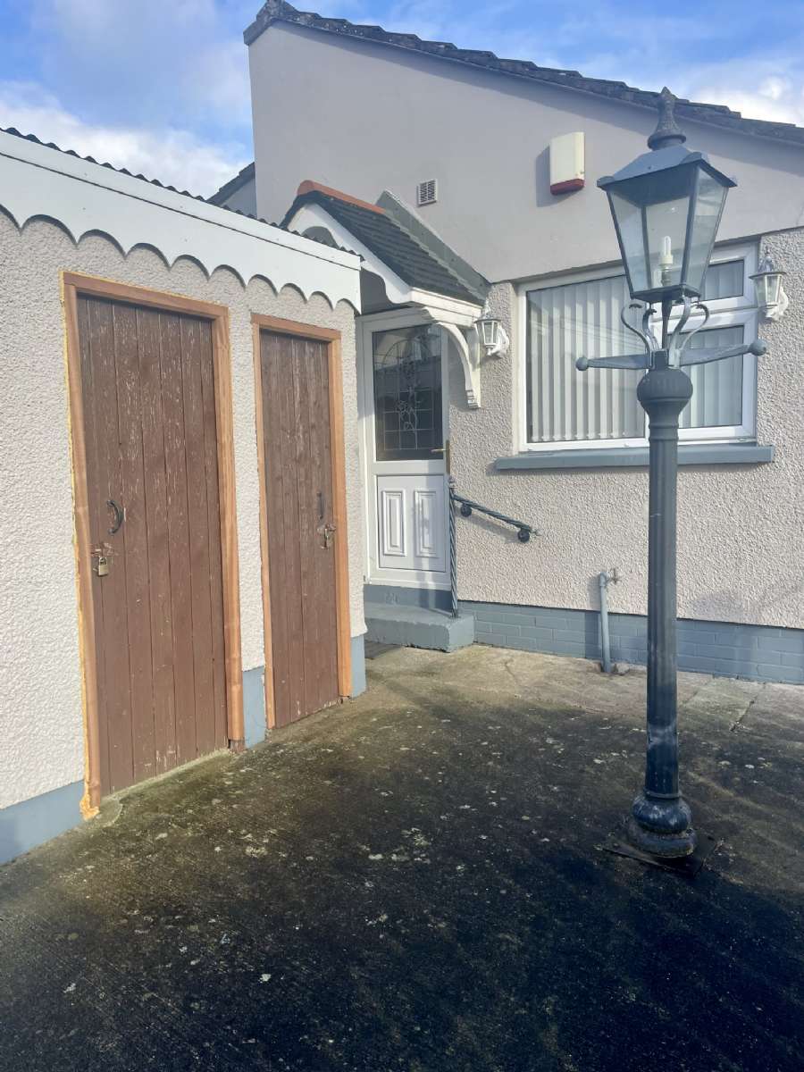 5 Drumhaw Park