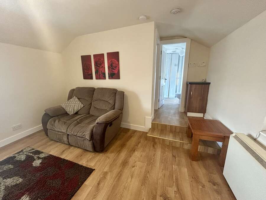 Apt 8, 67 Main Street