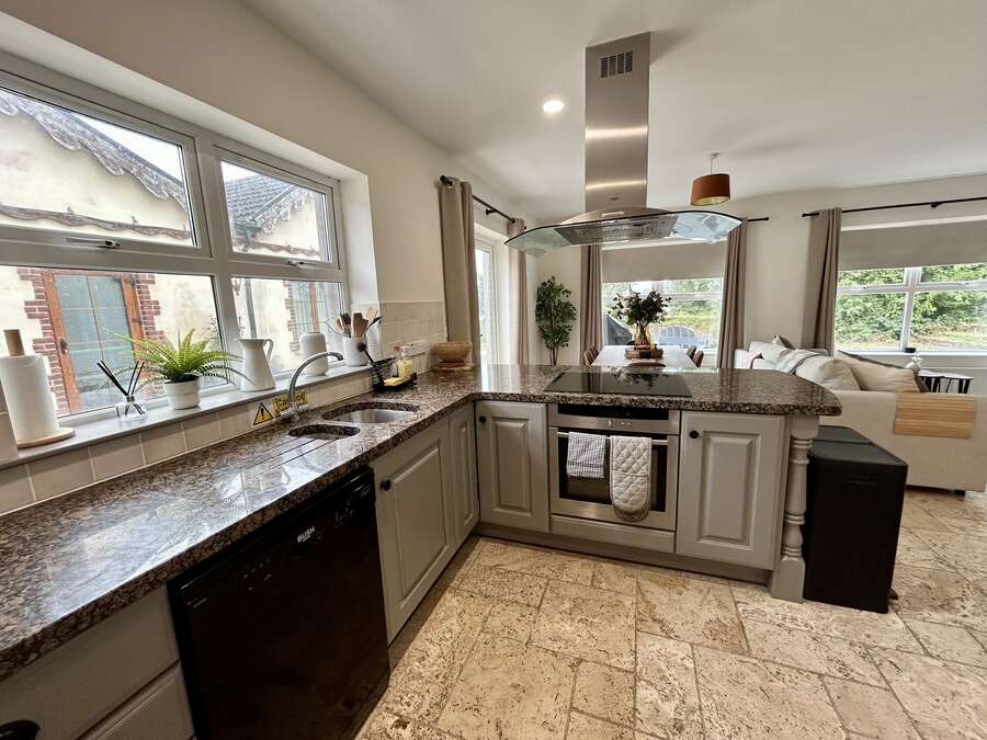 30 Kilmore Quay 30 Kilmore Quay