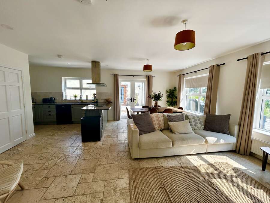 30 Kilmore Quay