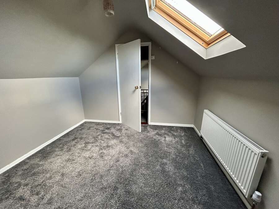 9 Moughley Road
