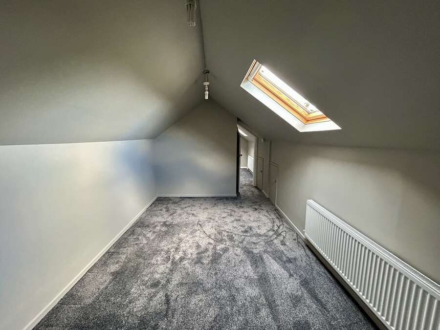 9 Moughley Road
