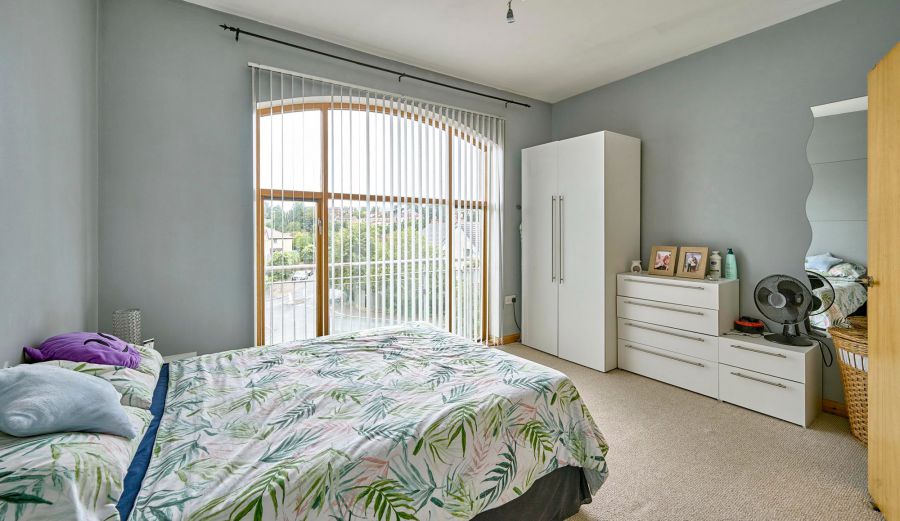 24D Shaftesbury Road