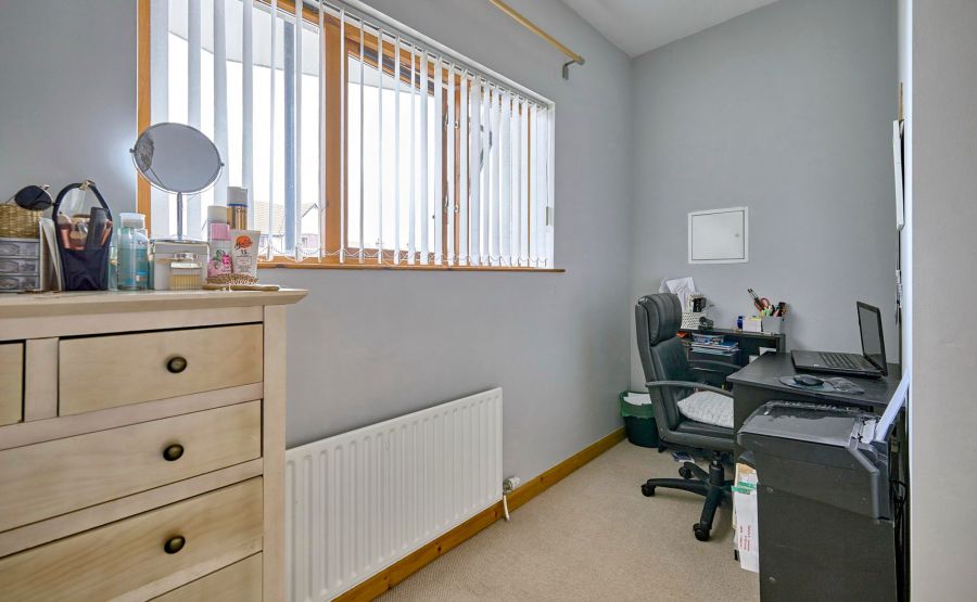 24D Shaftesbury Road