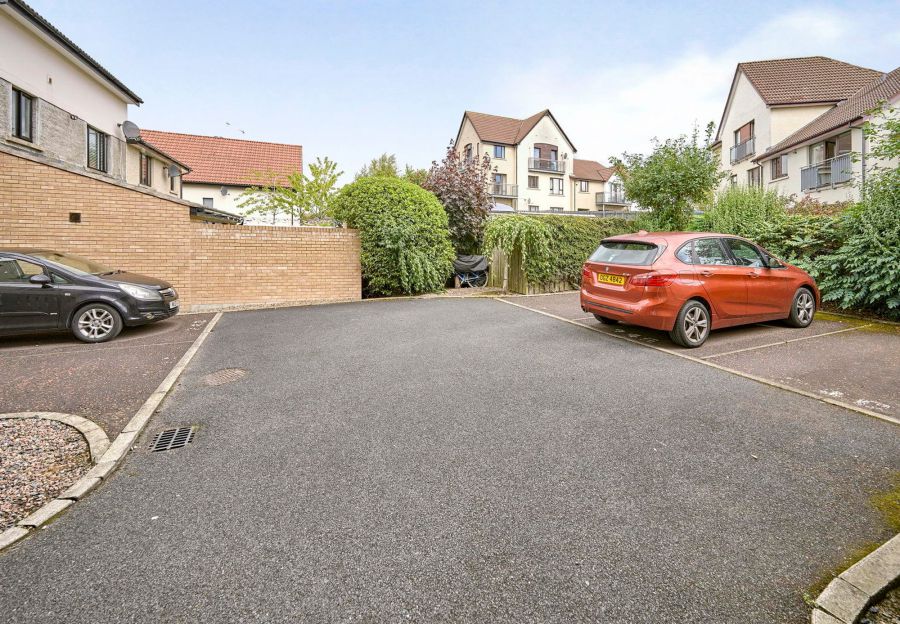 24D Shaftesbury Road