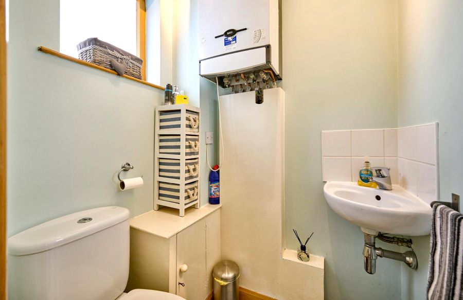 24D Shaftesbury Road