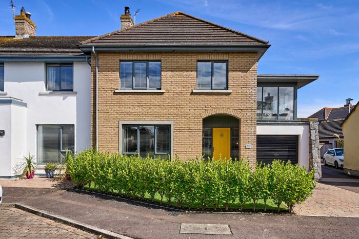 8 Cove Hollow, Groomsport, BT19 6HT