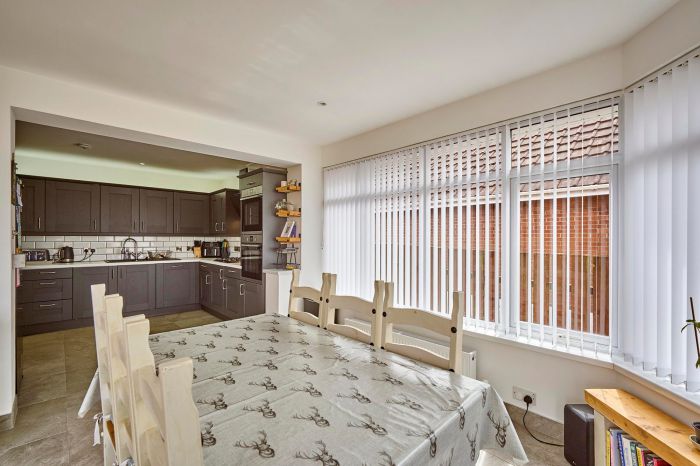 30 Ballycrochan Road