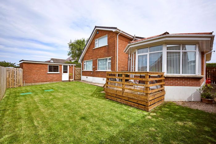 30 Ballycrochan Road