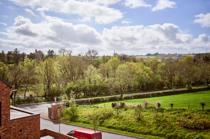 6 Milecross Manor 6 Milecross Manor