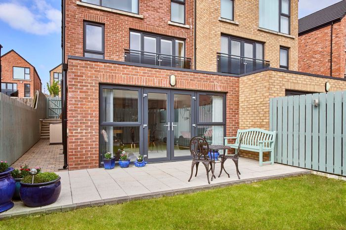 6 Milecross Manor 6 Milecross Manor