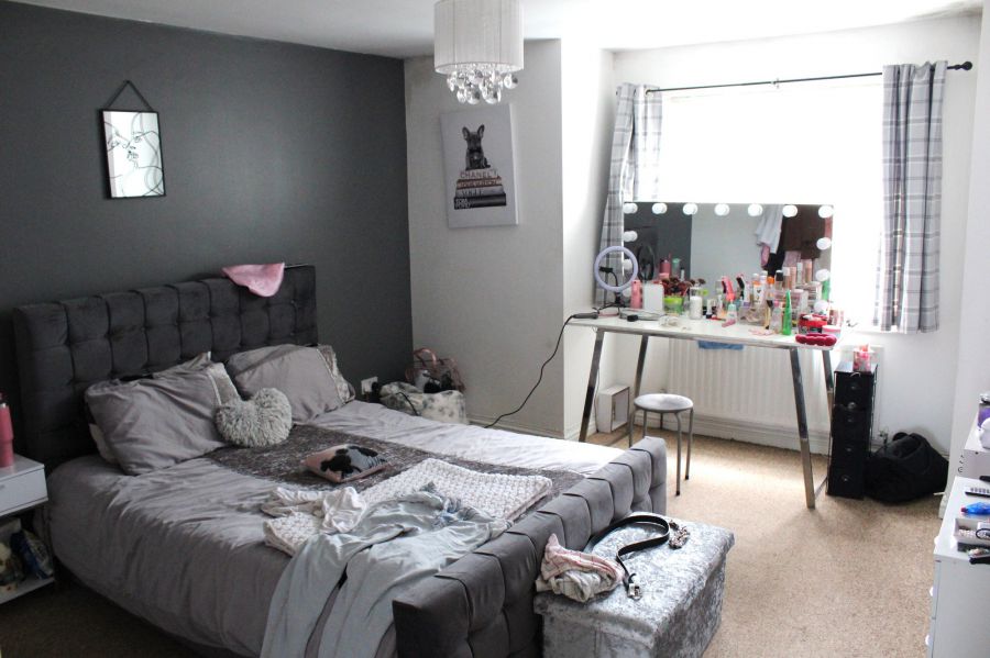 90 Kernan Hill Manor