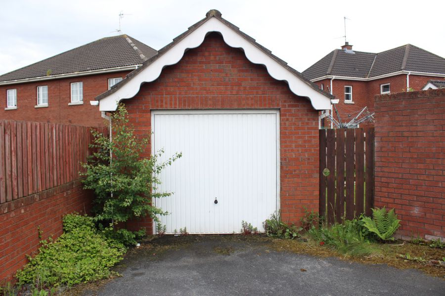 90 Kernan Hill Manor