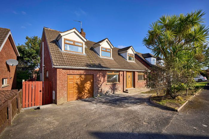 7 Kinwood Crescent, Bangor, BT19 6WF