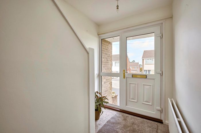 7 Aston Gardens 7 Aston Gardens