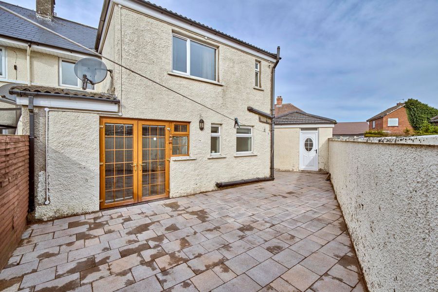 2 Picardy Avenue