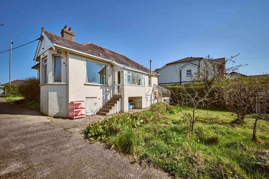 18 Ballymaconnell Road